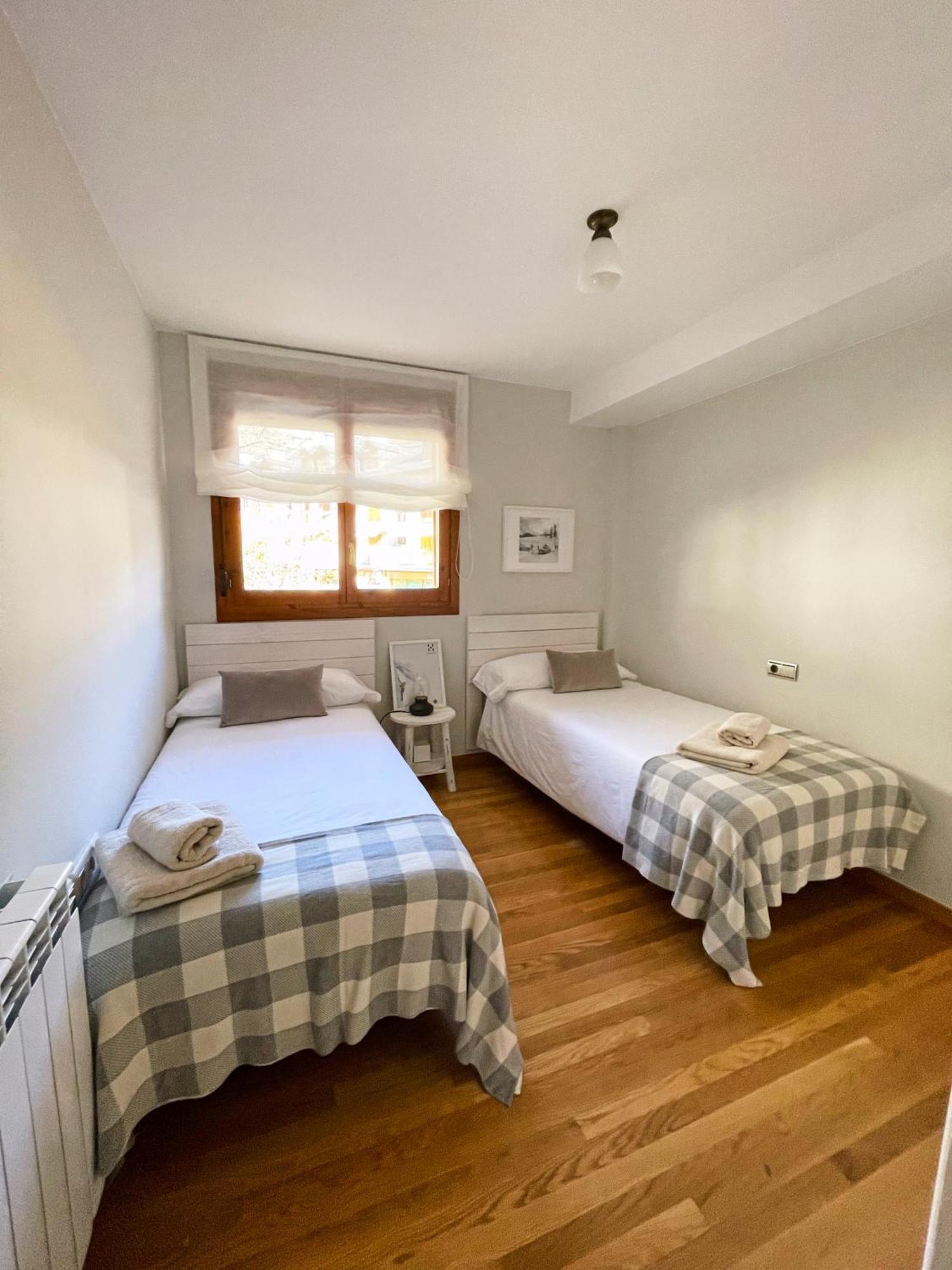 Apartamento Familiar En El Centro De Benasque Con Terraza 외부 사진