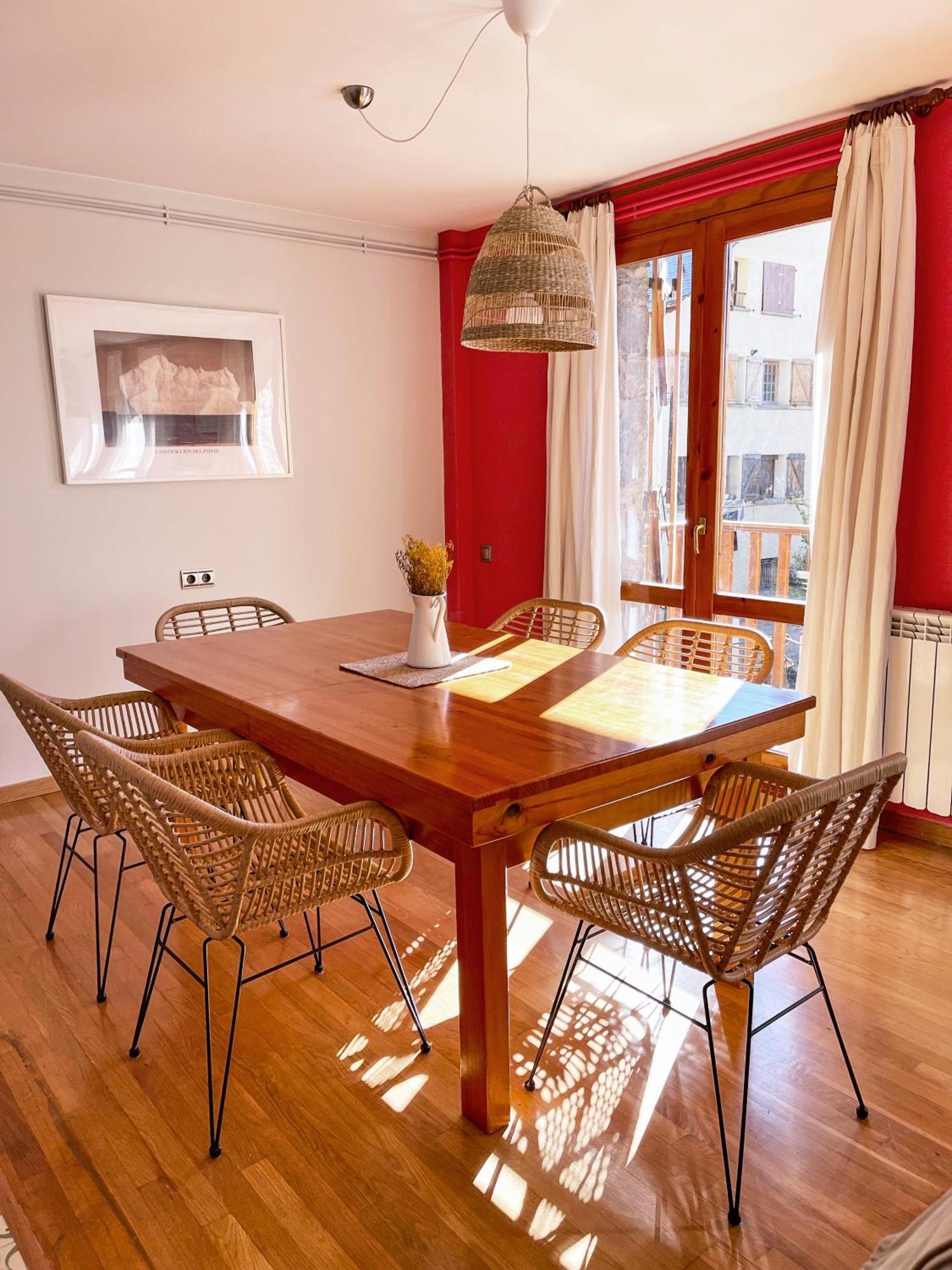 Apartamento Familiar En El Centro De Benasque Con Terraza 외부 사진